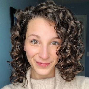 Meet Your Posher 💕 @laurenmaureen